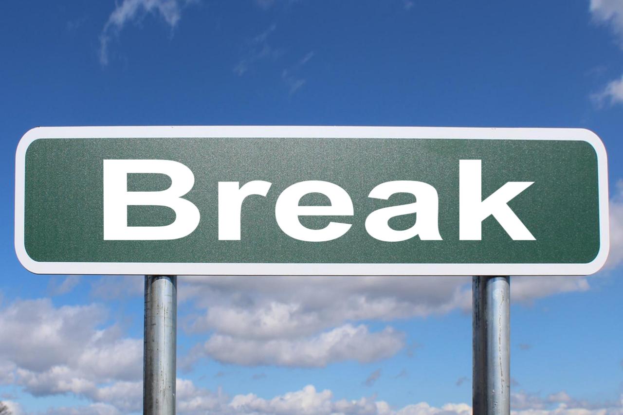 Break - Free of Charge Creative Commons Highway sign image Break - Free of Charge Creative Commons Highway sign image